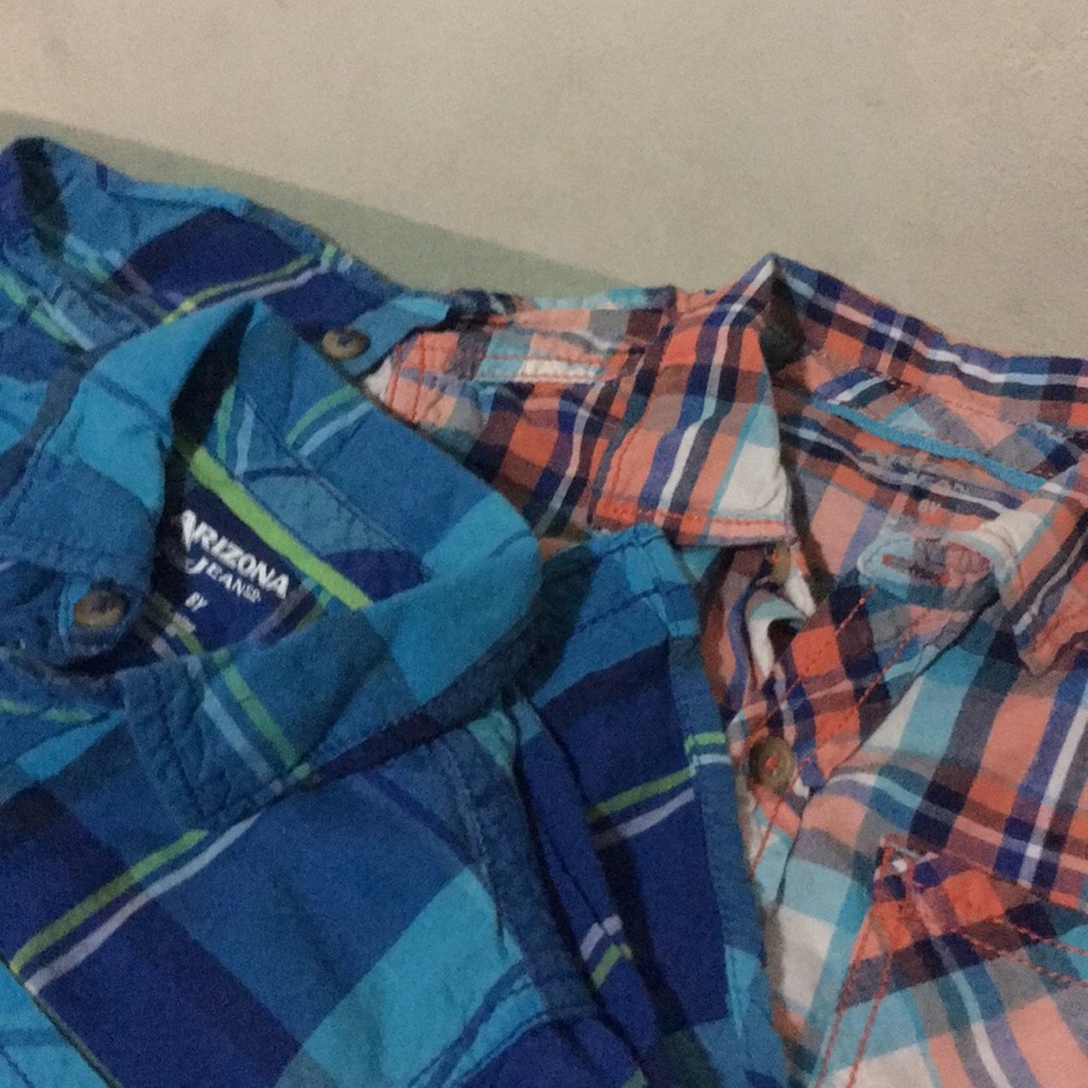 Boys size 6 Button down shirts